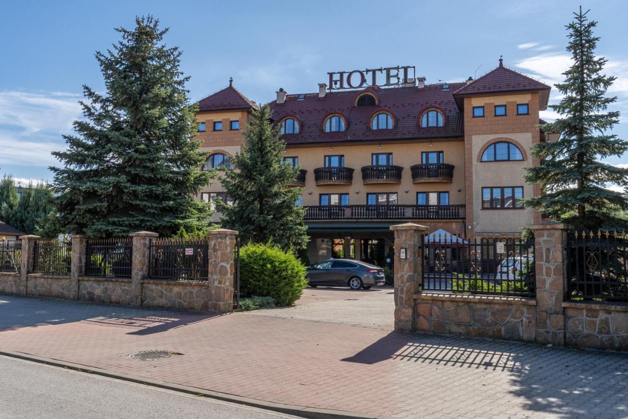 Hotel Ruczaj Krasków Εξωτερικό φωτογραφία